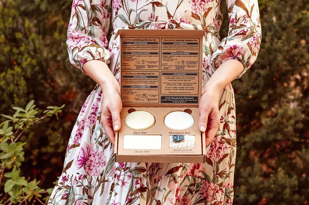 In cooperation with Amazon the organic-certified beauty brand N.A.E. has taken further steps towards sustainability with the launch of its new plastic-free product packaging.