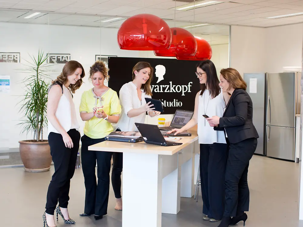 Beauty Care employees working on the Schwarzkopf Style Studio digital platform